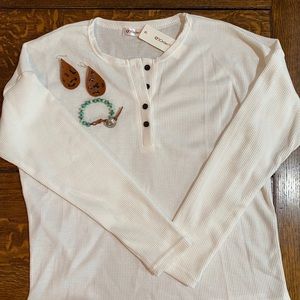 2 Henley lightweight thermals